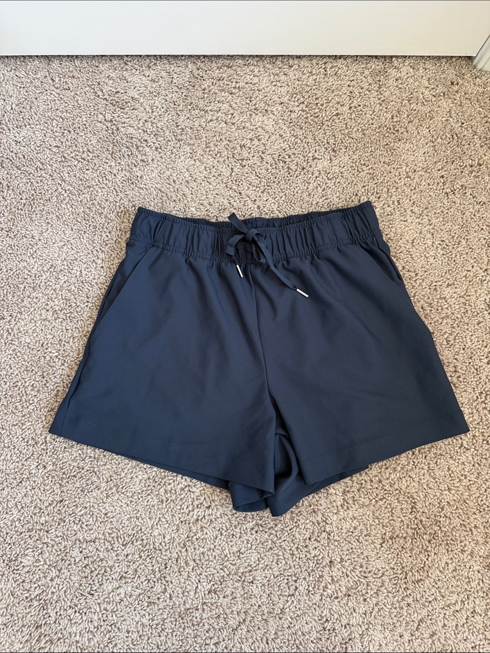 Old Navy Women's Navy Drawcord Athletic Shorts